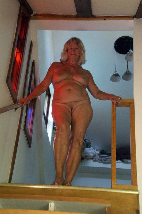 Sexy Granny Nudes