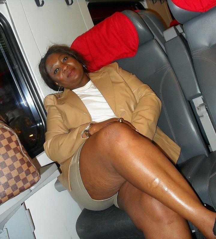 Get more fat black. Mature black mom with wide... Pic #3