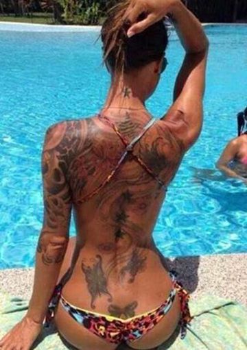 360px x 511px - Images: Tattoo babe at the pool has...